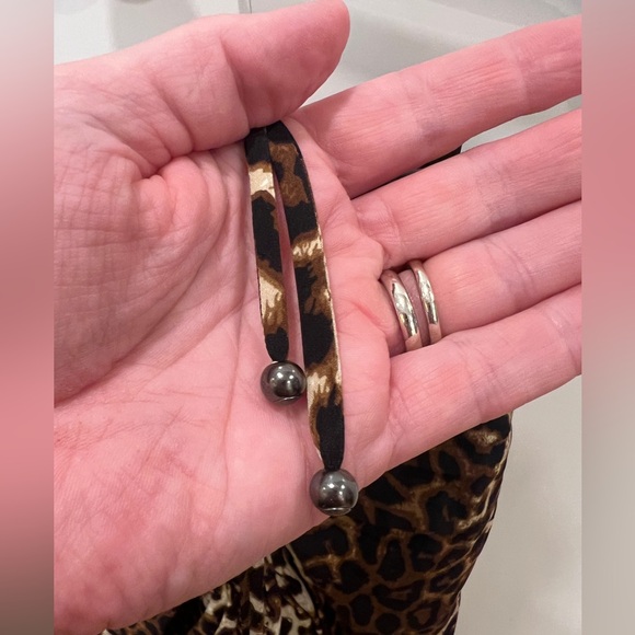 VERONICA BEARD ARI SILK BLEND LEOPARD PRINT SKIRT, SIZE 8. - Picture 5 of 12